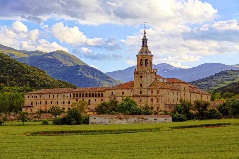 Archivo:SanMillándelaCogolla.jpg